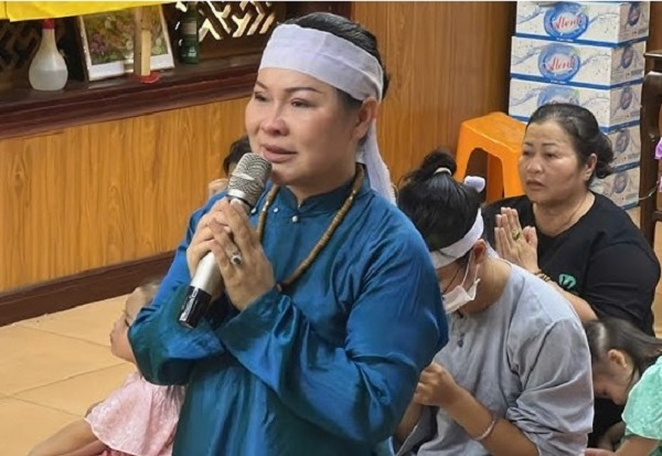Anh 7 ra tay còn ai thắc mắc! Anh trai của cố NSƯT Quý Bình lên tiếng: Sự thật còn kh,ủng kh,iếp lắm em!. “Chùa là nơi tu hành của các s:ư thầy sao lại để tự do ngôn luận như ở nhà mình vậy?”
